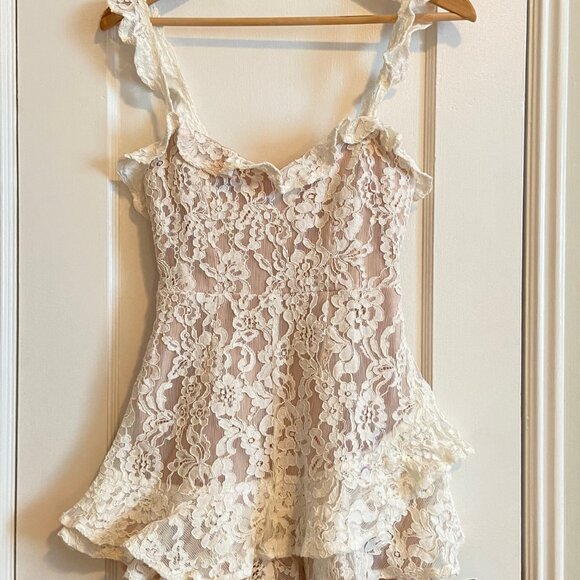 White Lace Romper - Picture 4 of 8
